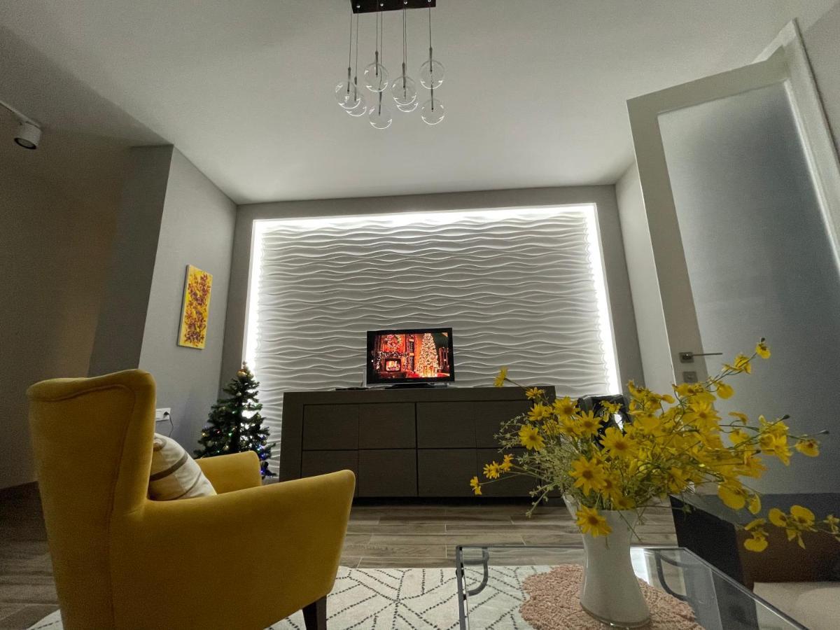 Hd New Apartment Tbilisi ภายนอก รูปภาพ