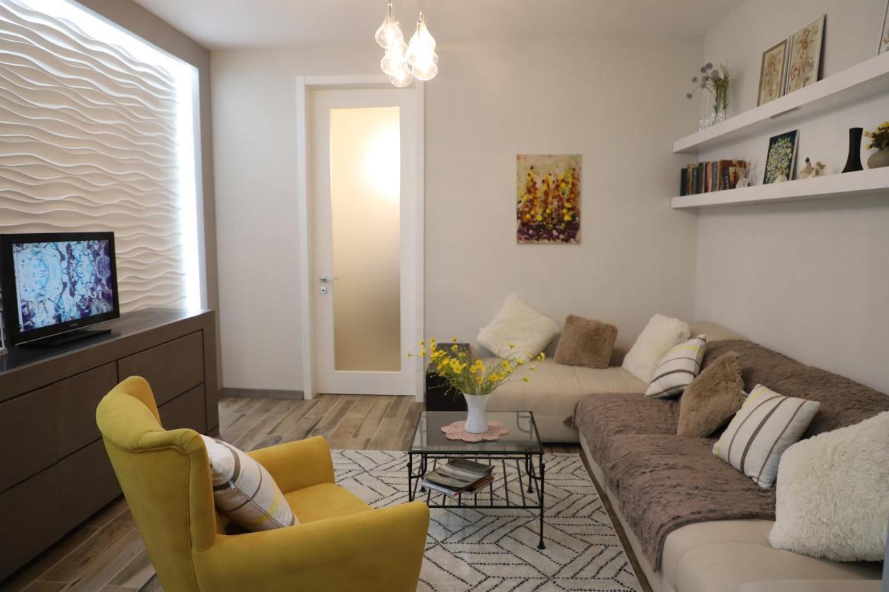 Hd New Apartment Tbilisi ภายนอก รูปภาพ